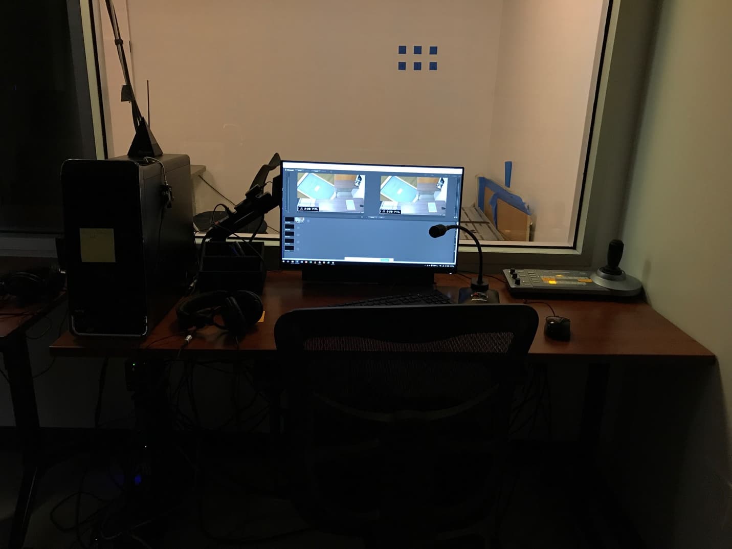 The adjacent control room where the researcher monitored the participant and controlled RoboMe.